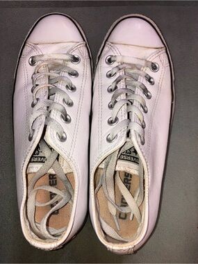 Converse Women’s White Leather Low-Top Sneakers
